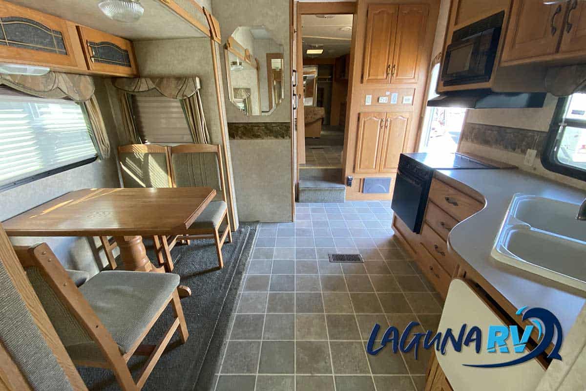 2005 Keystone RV Montana Mountaineer 348RLS - Laguna RV