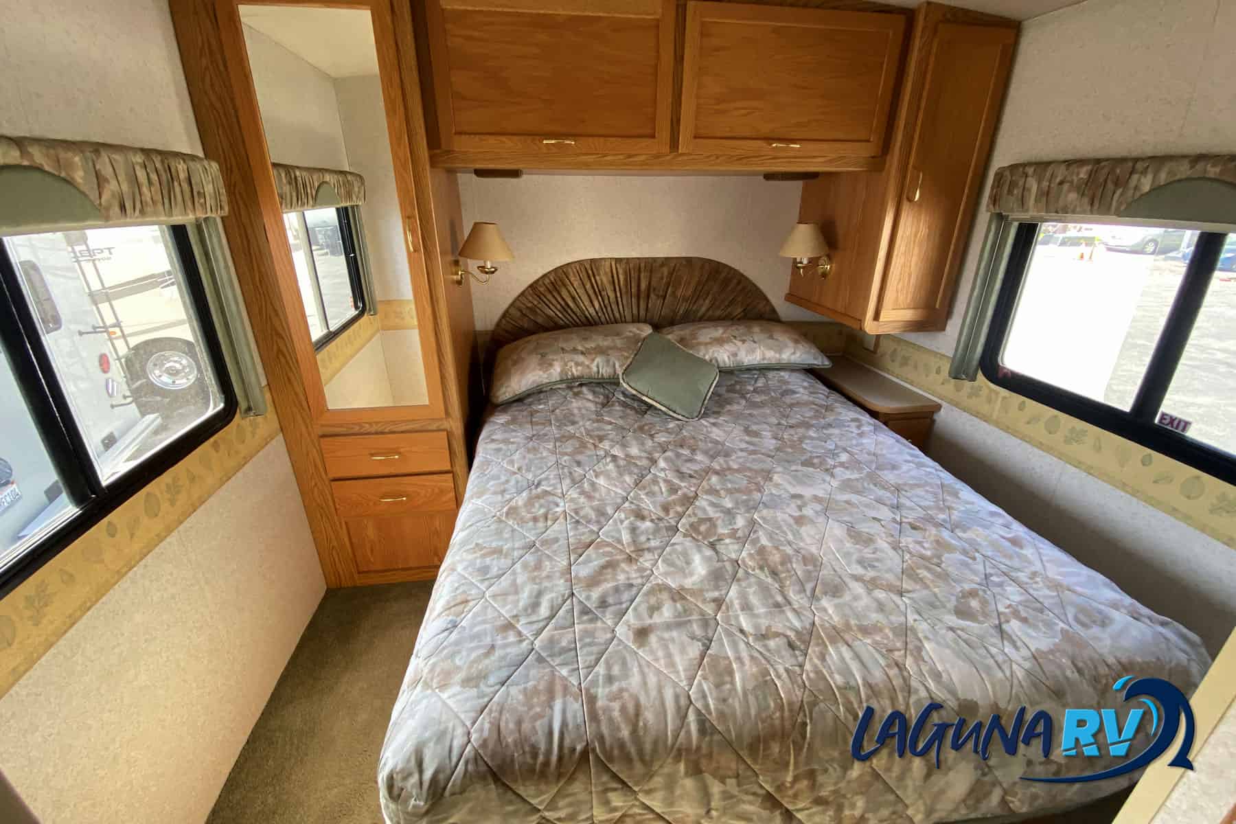 2002 Itasca Sunova class A RV for sale | Laguna RV in Colton CA